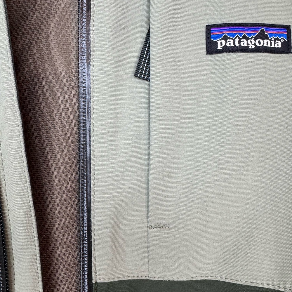 Patagonia Kids H2no Two-Tone Green Jacket - Picture 3 of 3